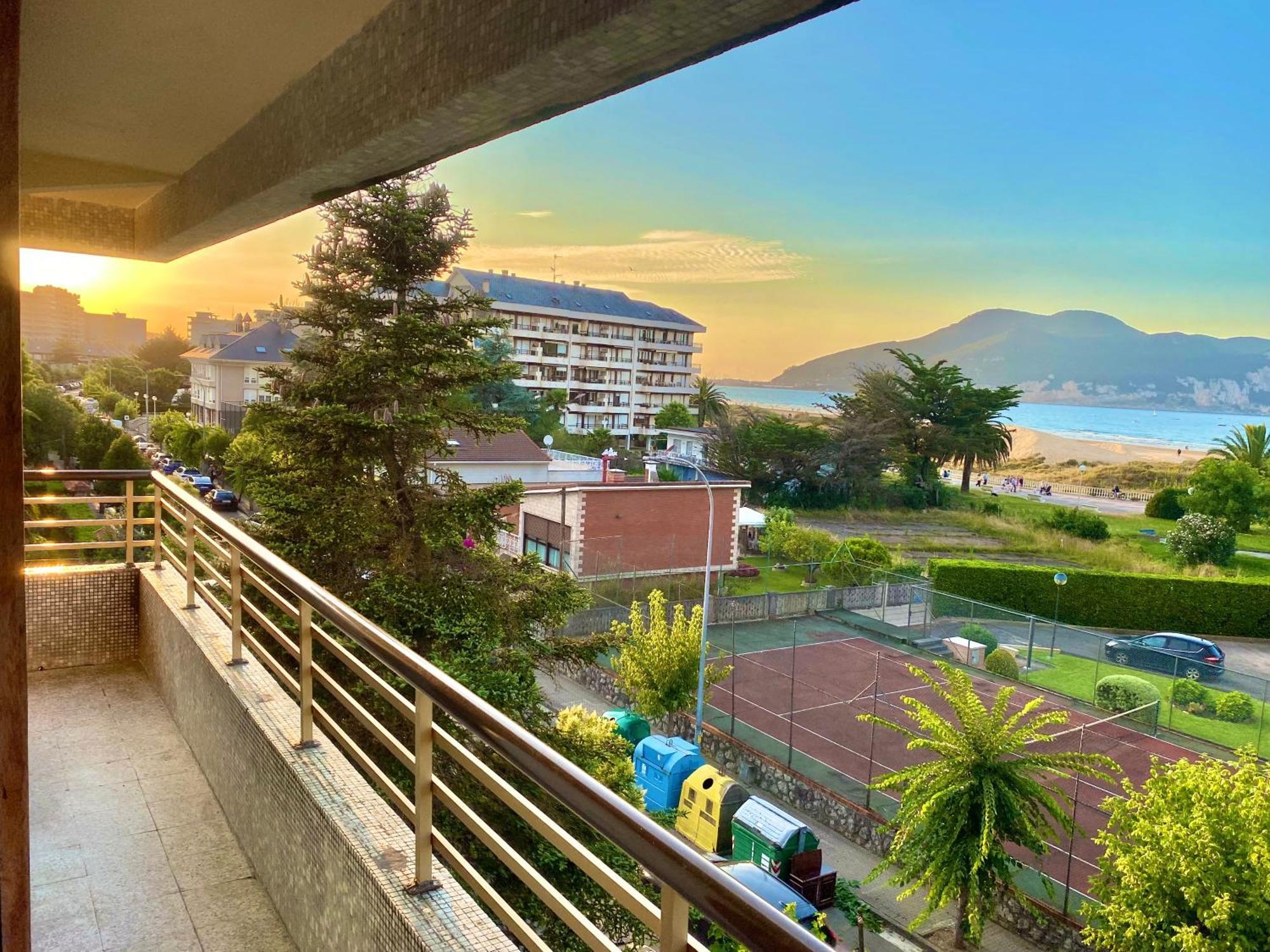 Apartment Laredo Sea Beach Номер фото